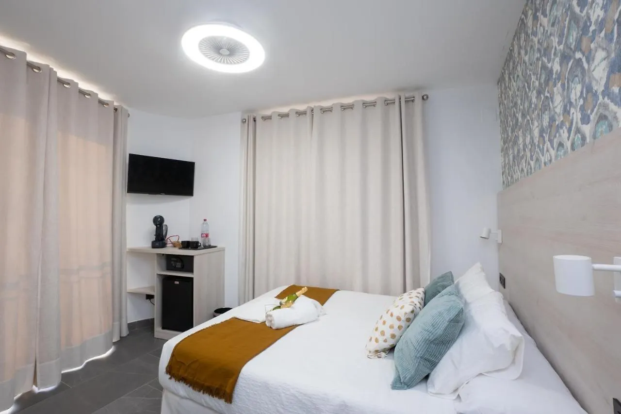 Nerja-Centro-Jacuzzi- Mirador De La Ermita- Adults Recommended 호텔 게스트하우스 네르하