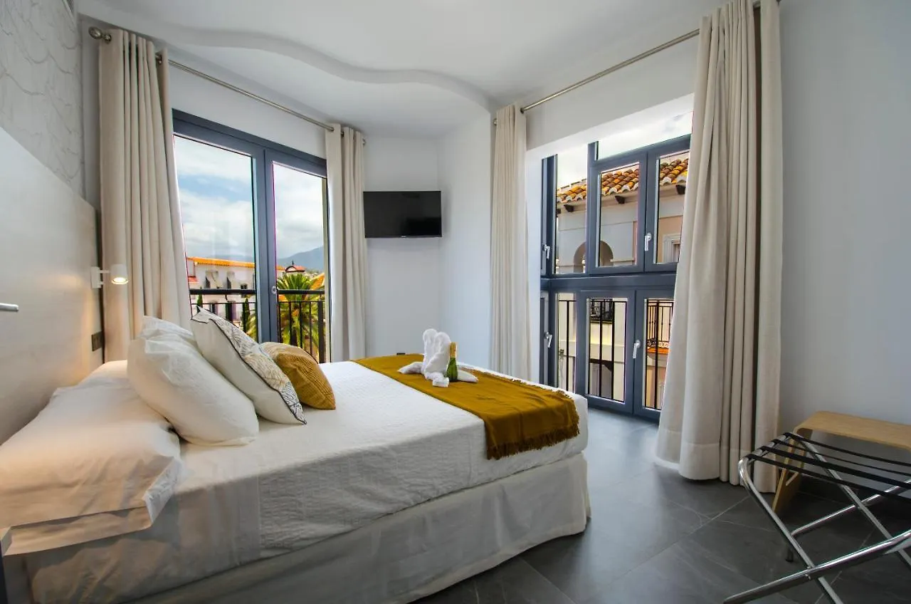 게스트하우스 Nerja-Centro-Jacuzzi- Mirador De La Ermita- Adults Recommended 호텔 스페인