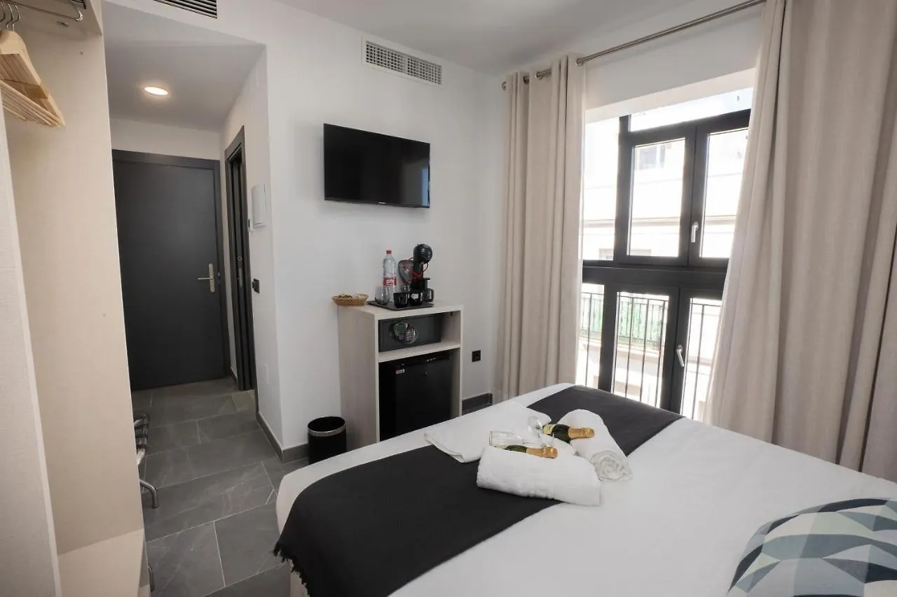 Hotel Nerja-Centro-Jacuzzi- Mirador De La Ermita- Adults Recommended Maison d'hôtes Nerja