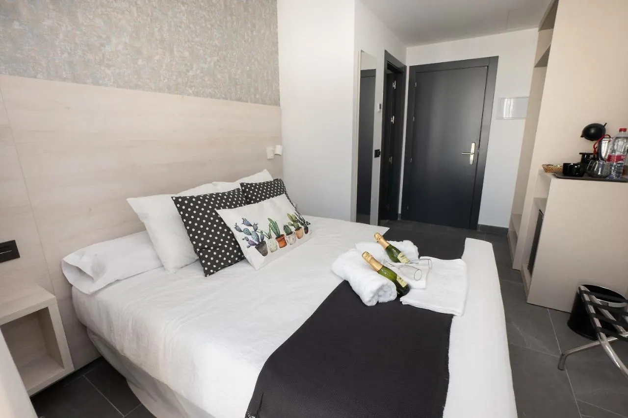 Hotel Nerja-Centro-Jacuzzi- Mirador De La Ermita- Adults Recommended Nerja